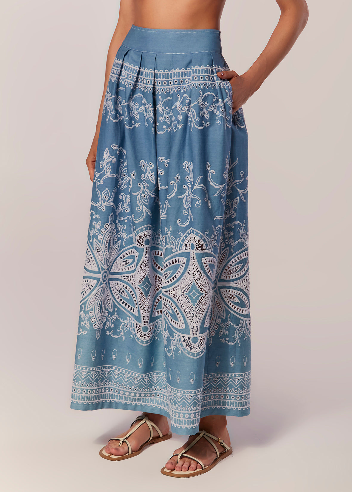 FULL EMBROIDERED LONG PLEATED SKIRT