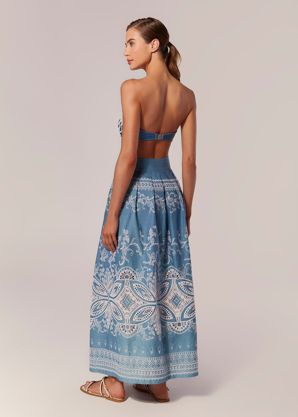 FULL EMBROIDERED LONG PLEATED SKIRT