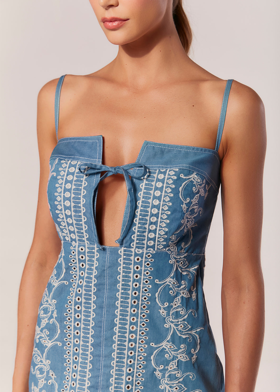 SHORT DRESS WITH STRAPS CHAMBRAY KASHAN 