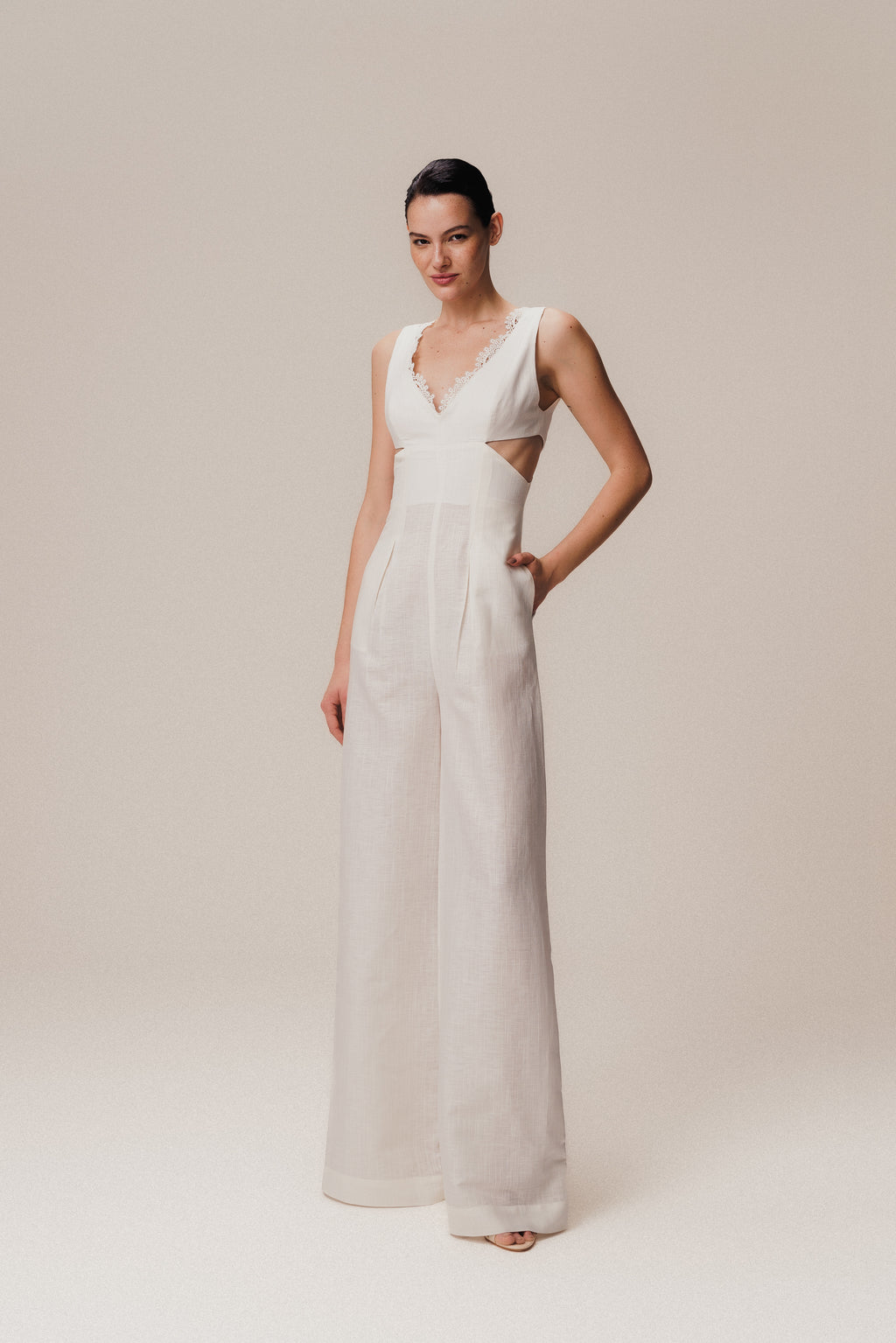 BLACK LINEN OVERALLS WITH STRAPS