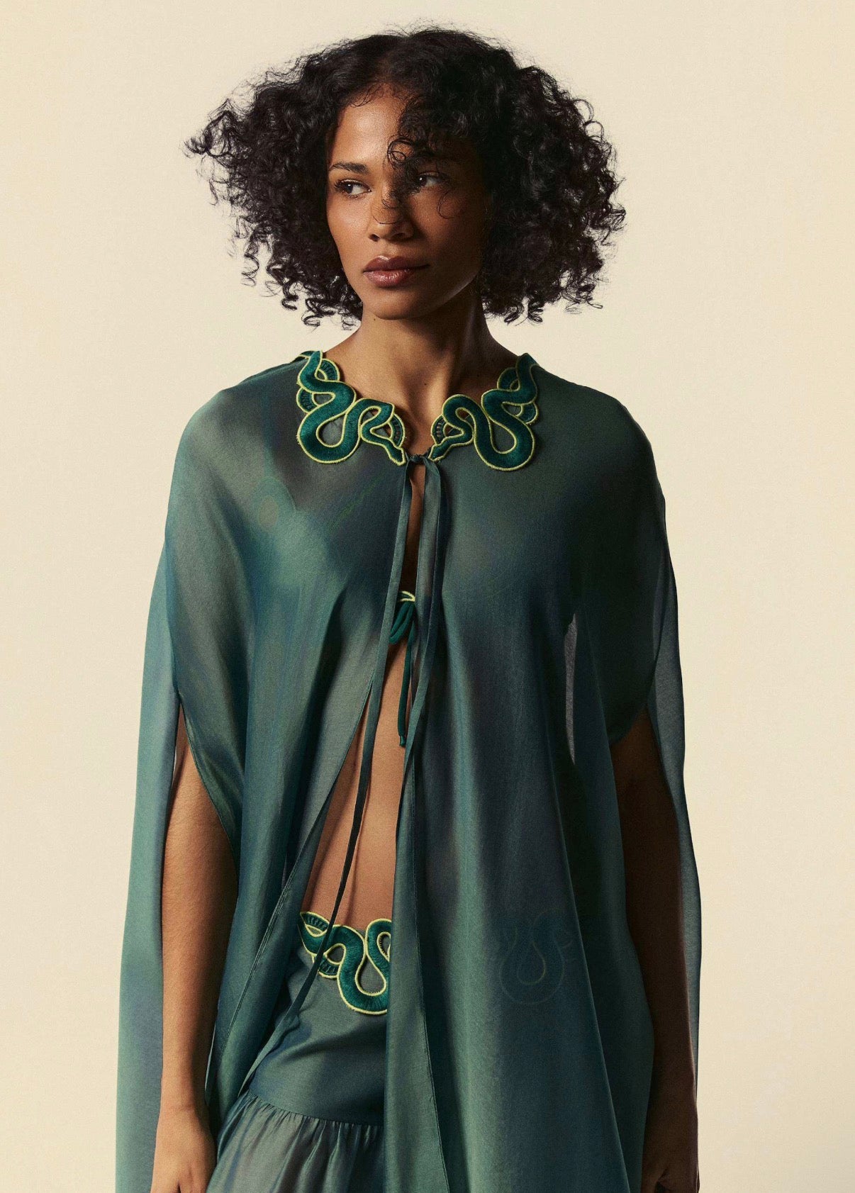 LONG CAPE KAFTAN DESTINO