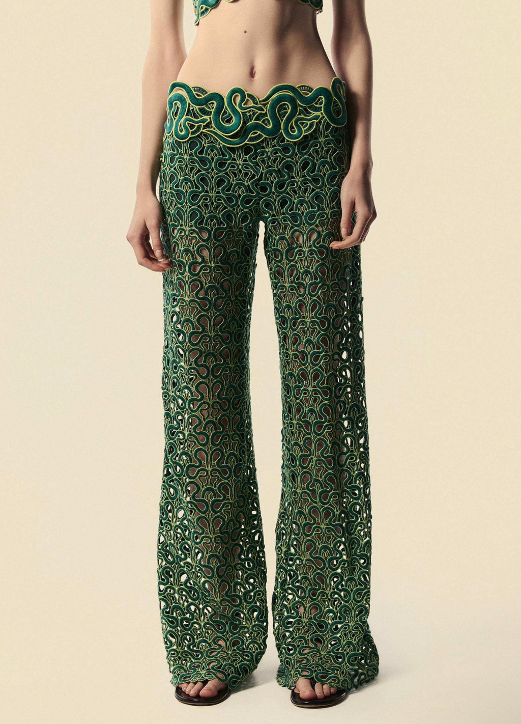 FLARE PANTS TRILHAS