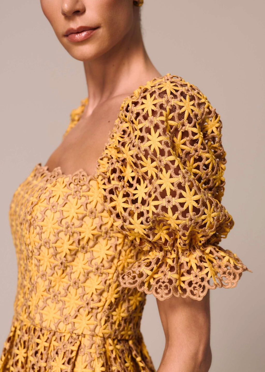 SHORT DRESS WITH BALLOON SLEEVES CASA