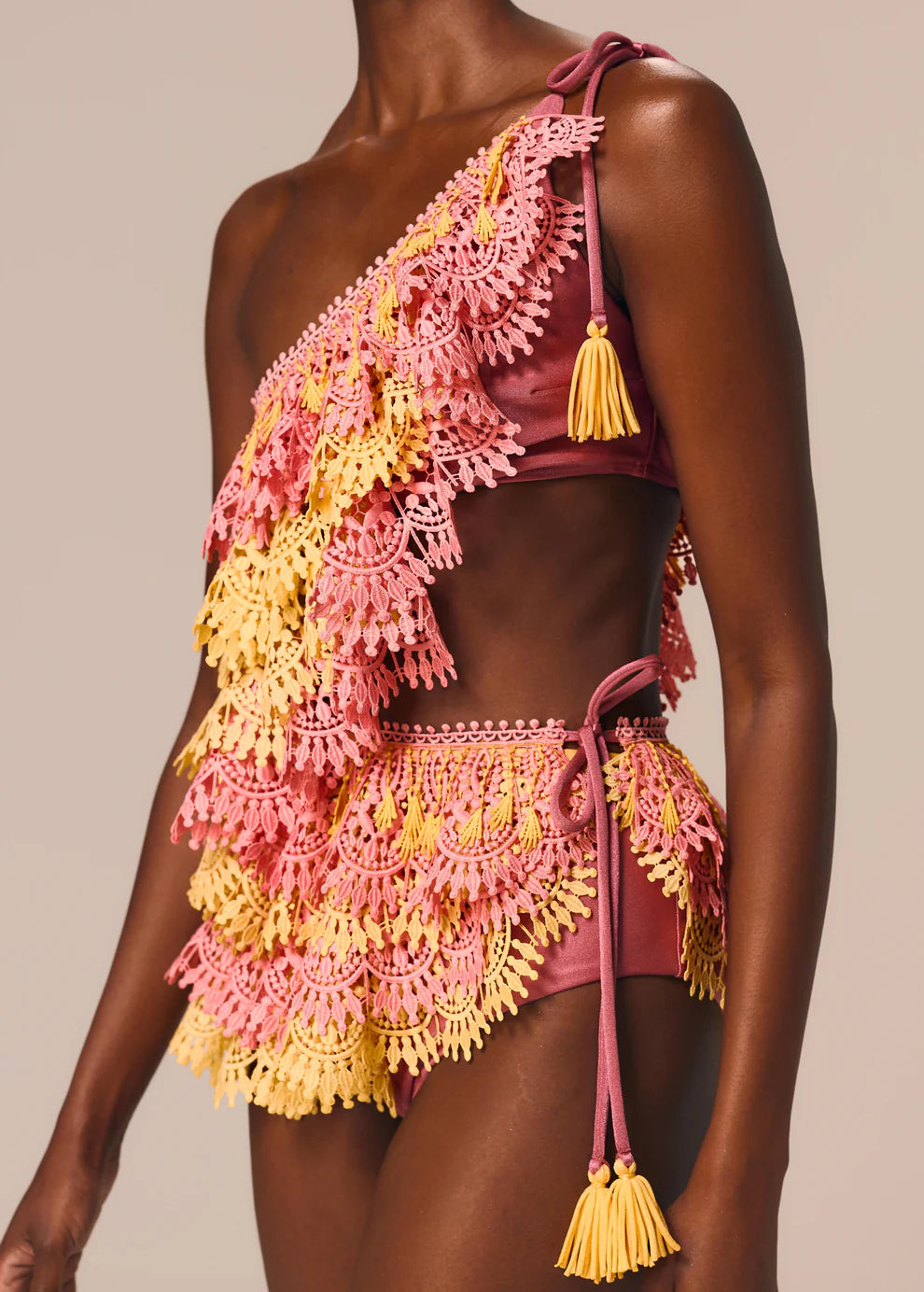 ONE-SHOULDER TOP RITMO