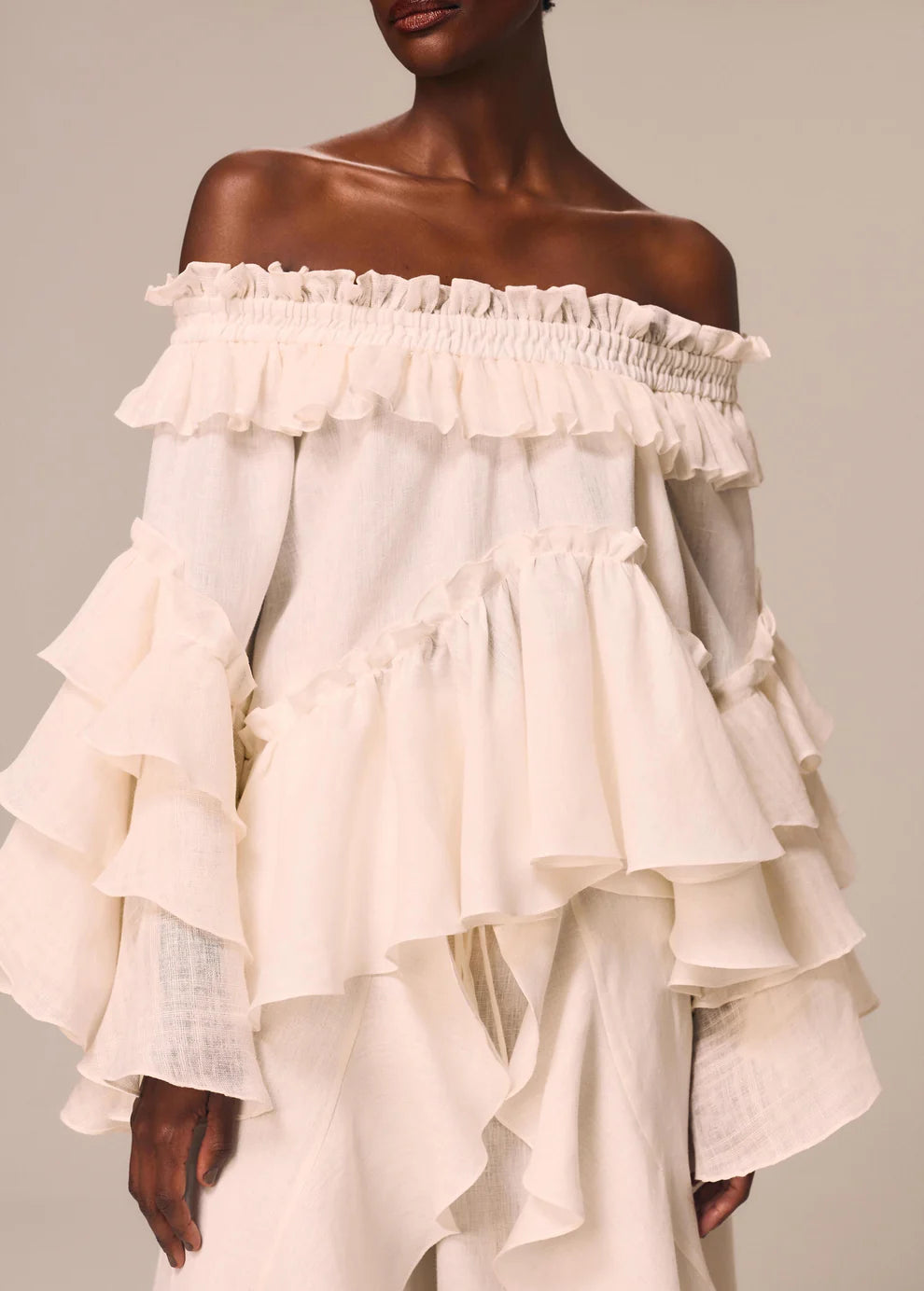 OFF-THE-SHOULDER BLOUSE ESSÊNCIA