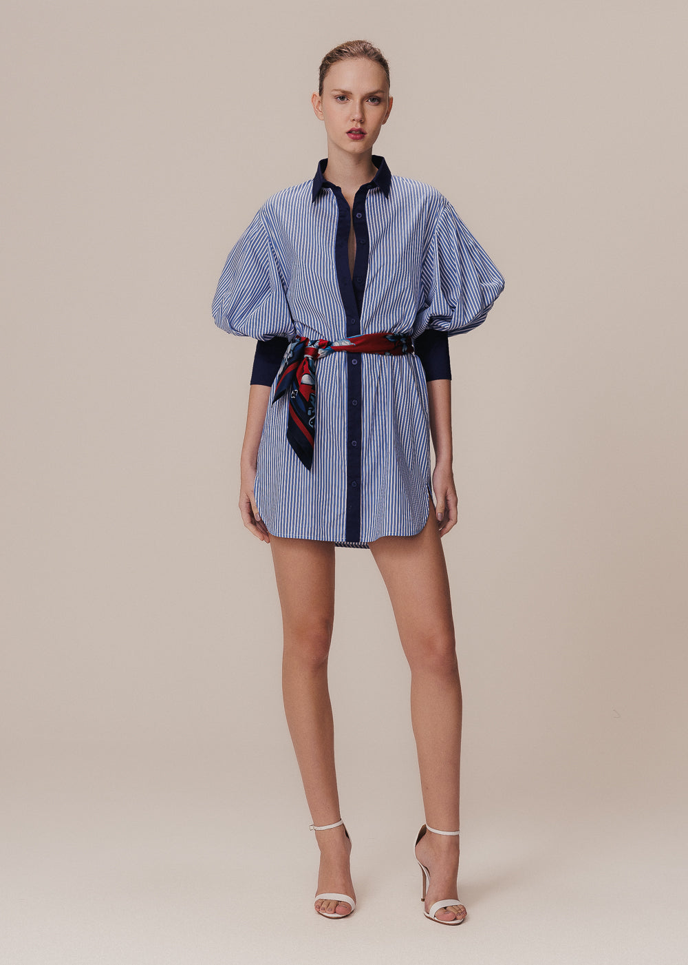 DRESS IN WHITE AND BLUE STRIPE